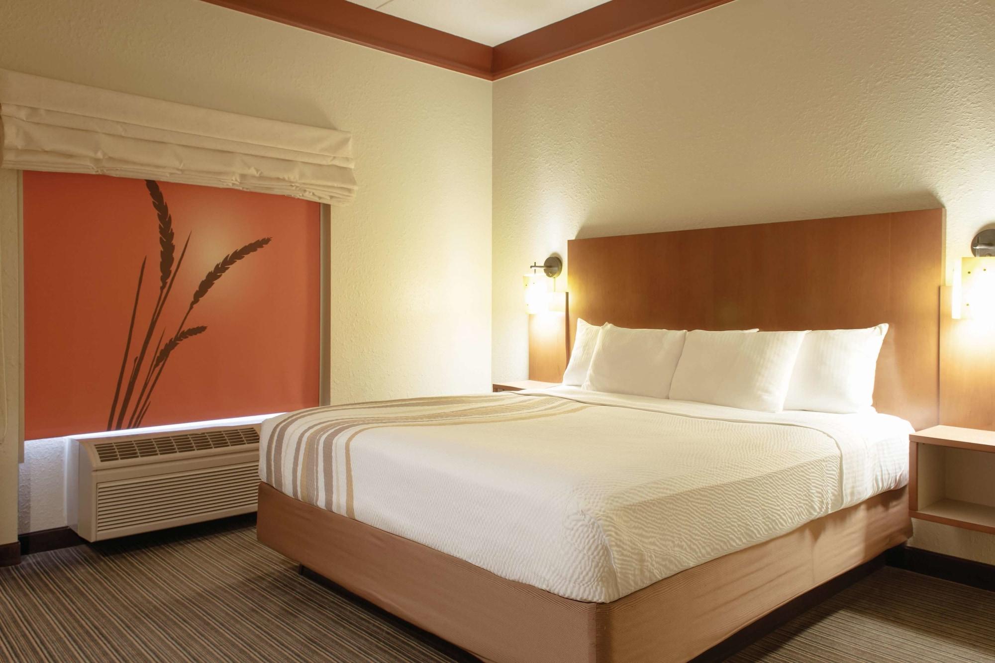 Hotel La Quinta By Wyndham Primacy Parkway Memphis